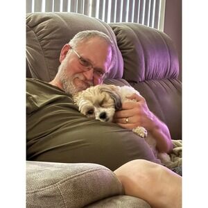 Apple AirPods Wireless Charging Case A1602 White Good Condition Lightning